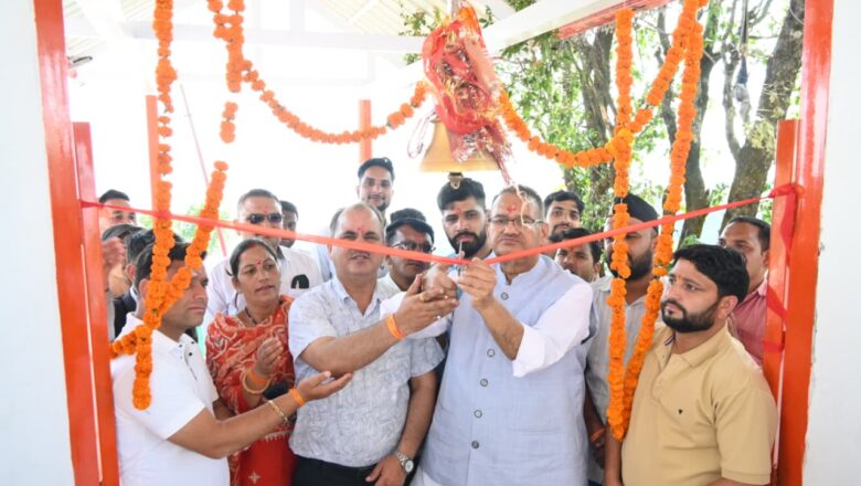 मंत्री गणेश जोशी ने लोक निर्माण विभाग के अधिकारियों को मोटीधार-मसराना मोटर मार्ग, सुवाखोली-सरोना-चामासारी-लोहारीगढ़ मार्ग तथा क्यारा-धनौल्टी मोटर मार्ग सहित अन्य लंबित कार्यों को प्राथमिकता के आधार पर पूर्ण करने के निर्देश दिए      